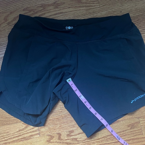 Women’s Brooks Chaser Running Shorts 7” - Picture 3 of 4